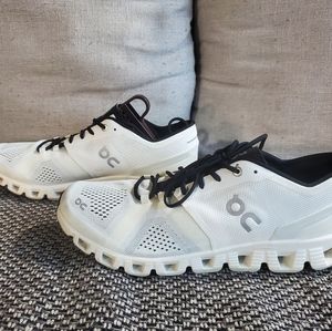 Men's size  11 Swiss Engineering ON and cloudtec